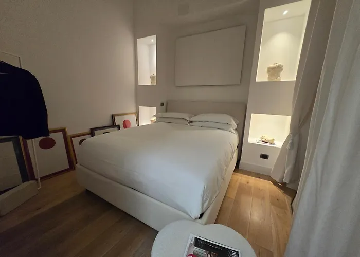 B89 Luxury Gallery Piazza Di Spagna Rzym